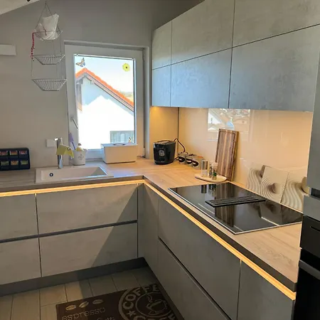 Apartmán Spacy 3 Bedroom Sleeping Couch Work&travel Close To Heidelberg Dielheim
